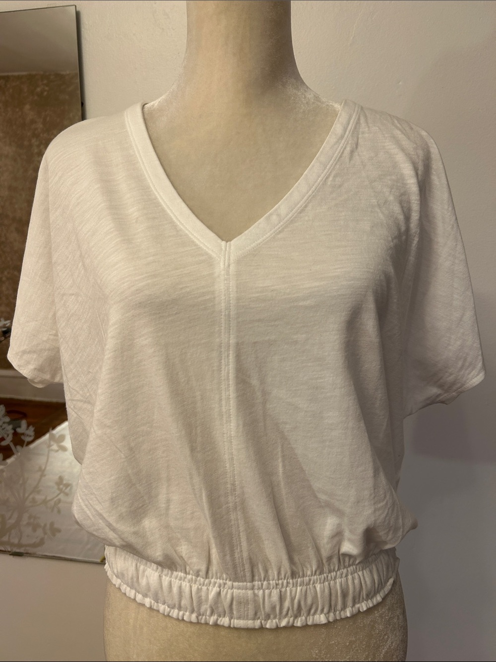 Lilla P White V-Neck Short Sleeve Cropped Top